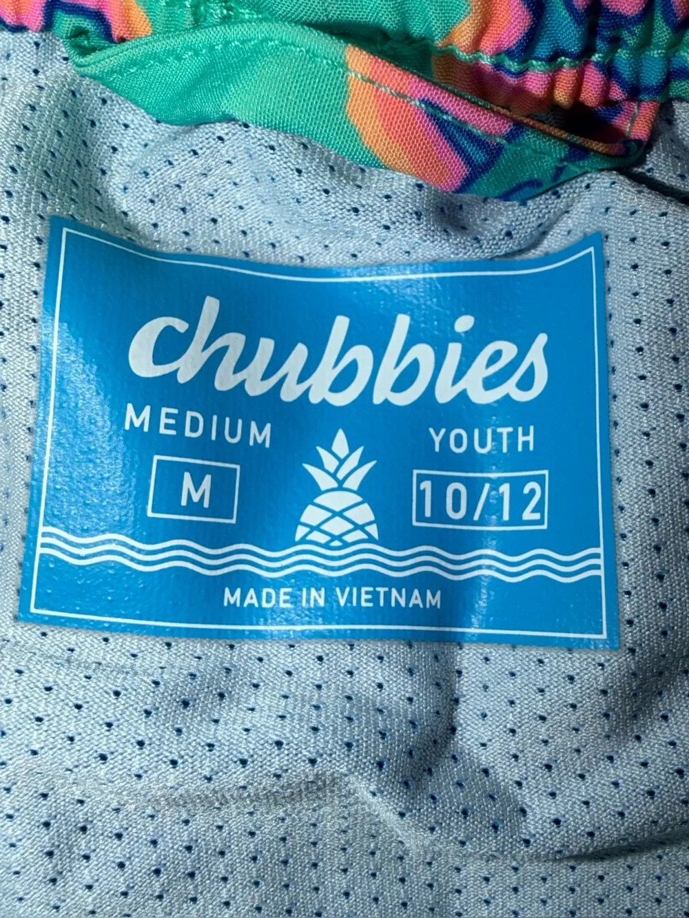 Chubbies Kids boys size medium 10/12 swim trunks Mint Shark Print Swim Trunks